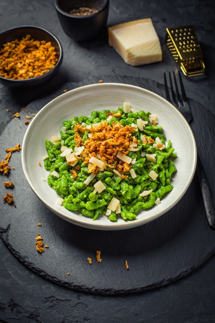 Špenátové halušky s maslom a strúhankou